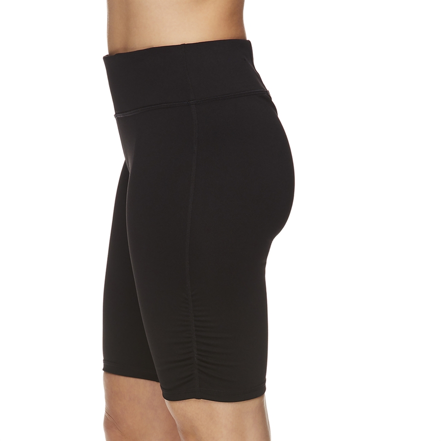 Om Yoga Short Innovations